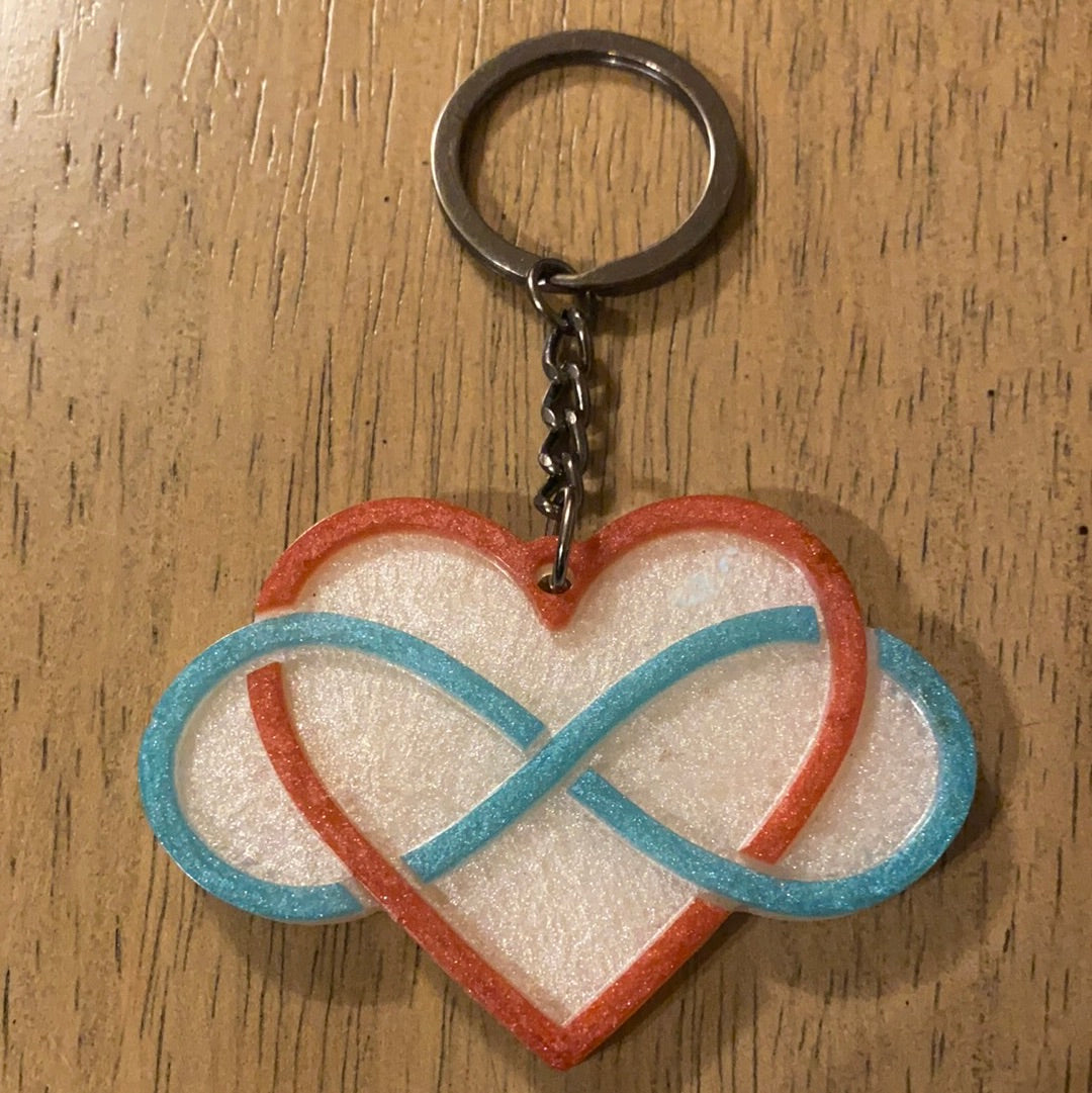 HEART INFINITY KEYCHAIN