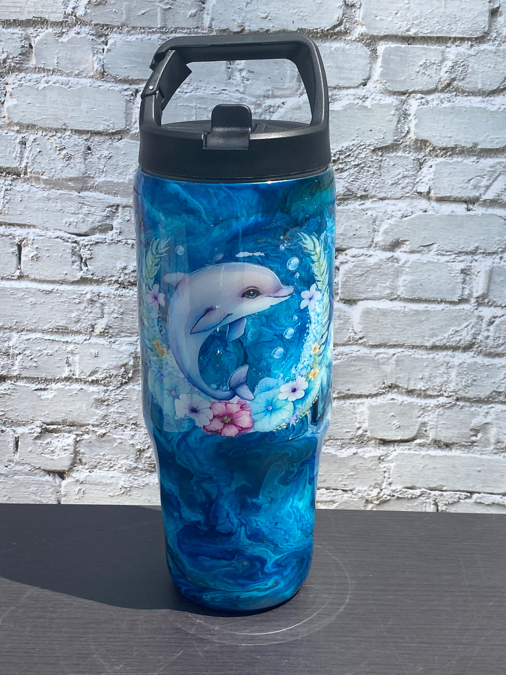 Hand Painted Dolphin Stainless Clip Mate Hydro Bottle w/Lid and Straw- 30 Oz