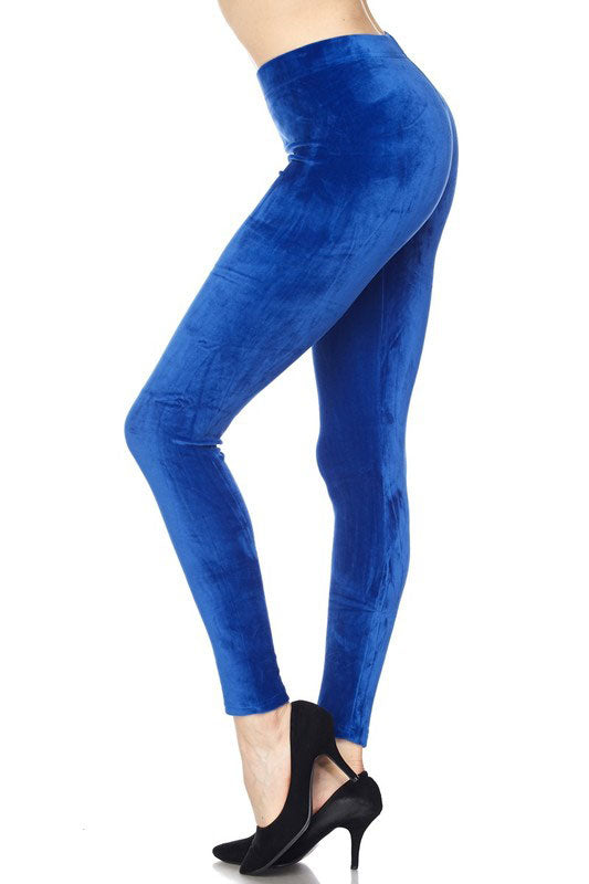 Super soft velvet bottoms feature a high elastic waistband