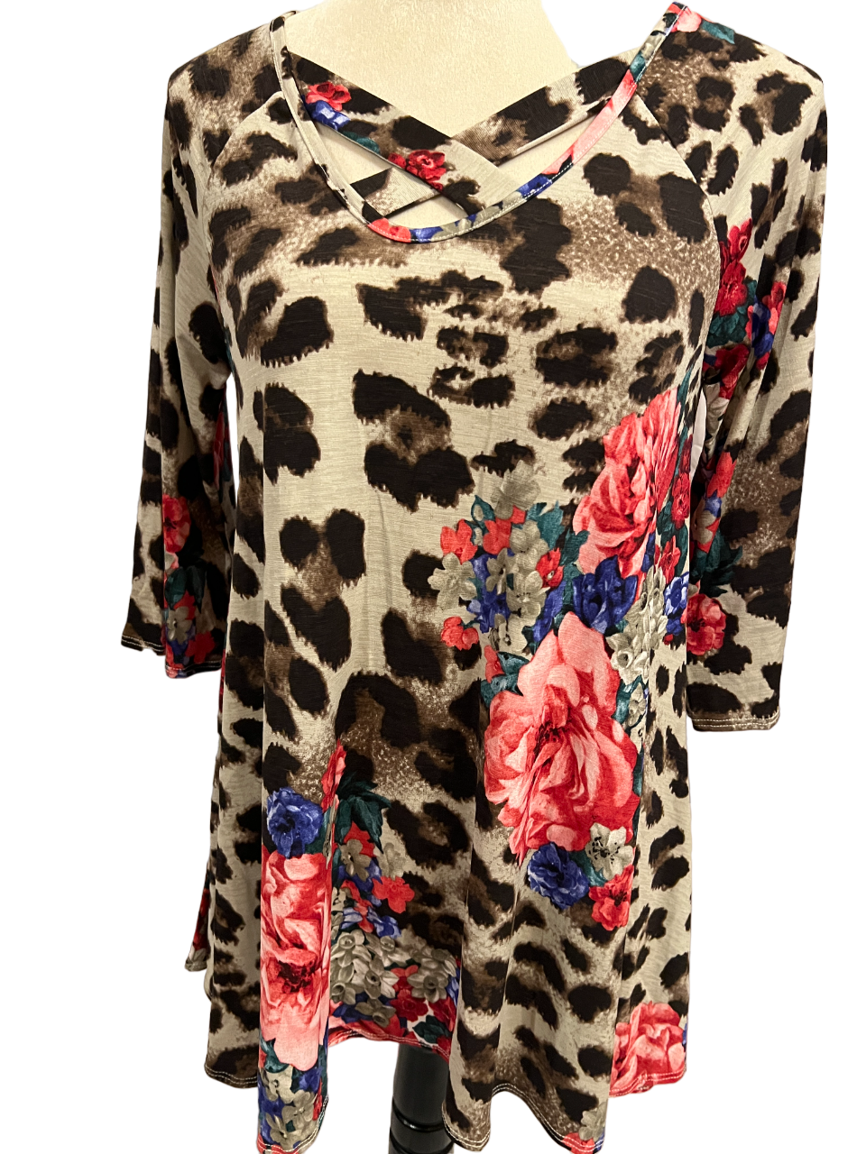 LEOPARD /FLORAL CRISS CROSS NECK TOP