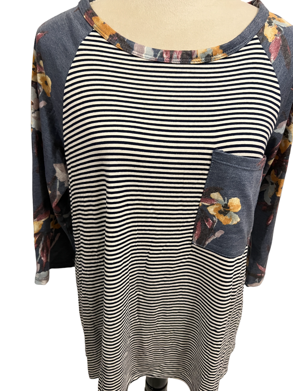 3/4 SLEEVE FLORAL/STRIPE TOP