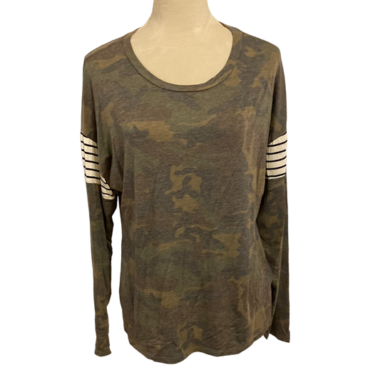 LONG SLEEVE SOLID AND CAMO/STRIPE PRINT TOP