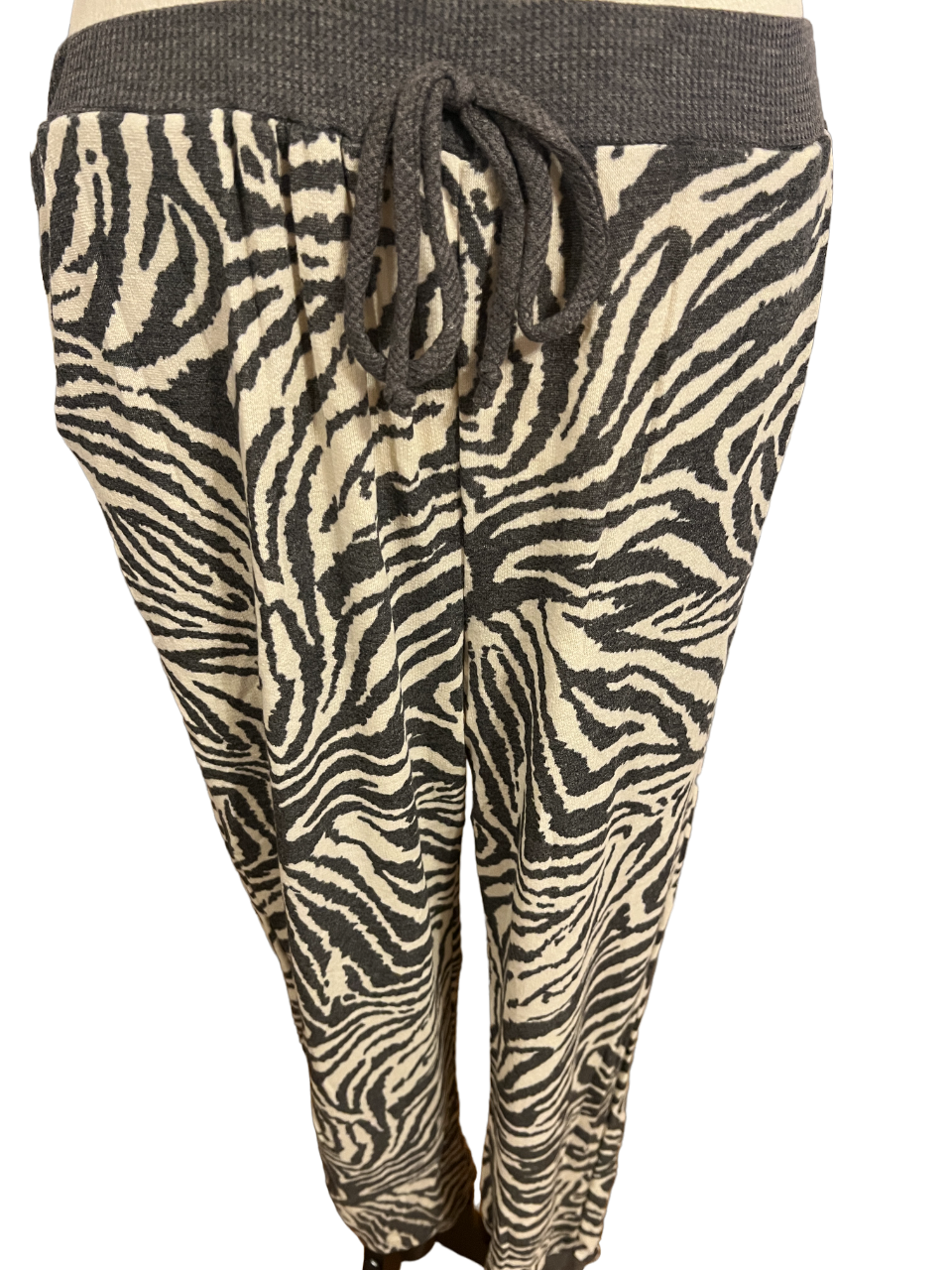 LONG SLEEVE V NECK ANIMAL PRINT TOP OR JOGGERS