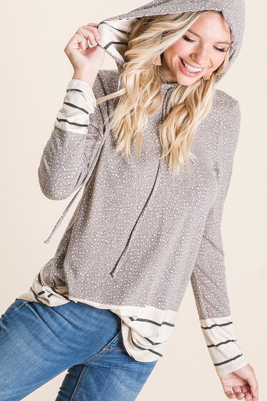 LONG SLEEVE STRIPE CONTRAST ANIMAL PRINT HOODIE TOP