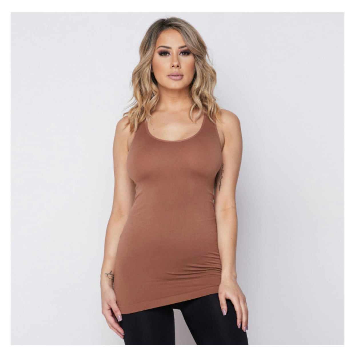 Women's solid color seamless tank top