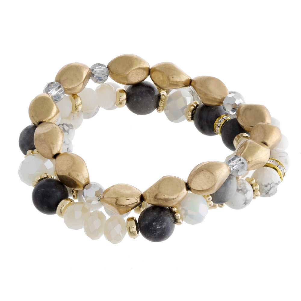 Natural stone bracelet with beads.