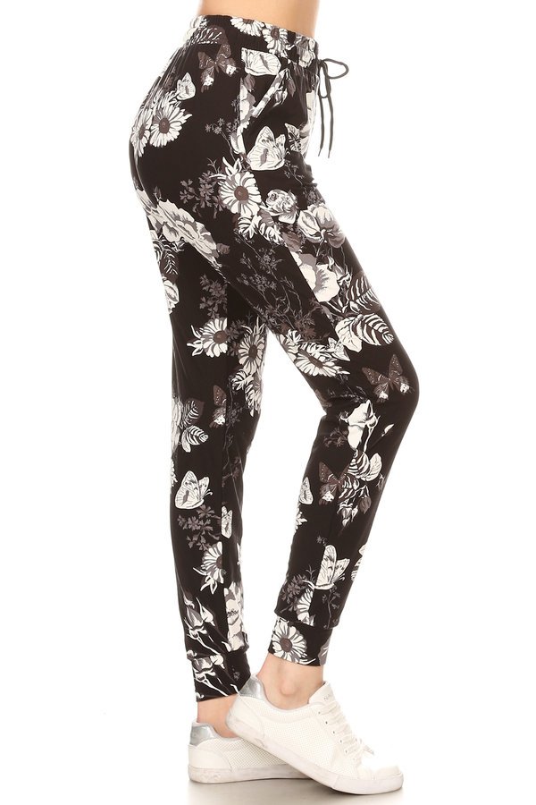 JOGGERS  BLACK/WHITE FLORAL BUTTERFLY