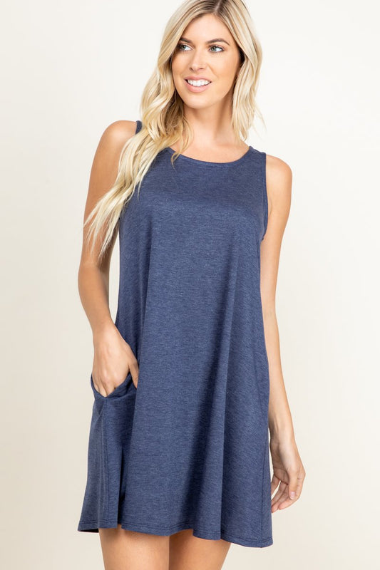 SLEEVELESS ROUND NECK SOLID CRISSCROSS BACK DRESS WITH SIDE POCKET