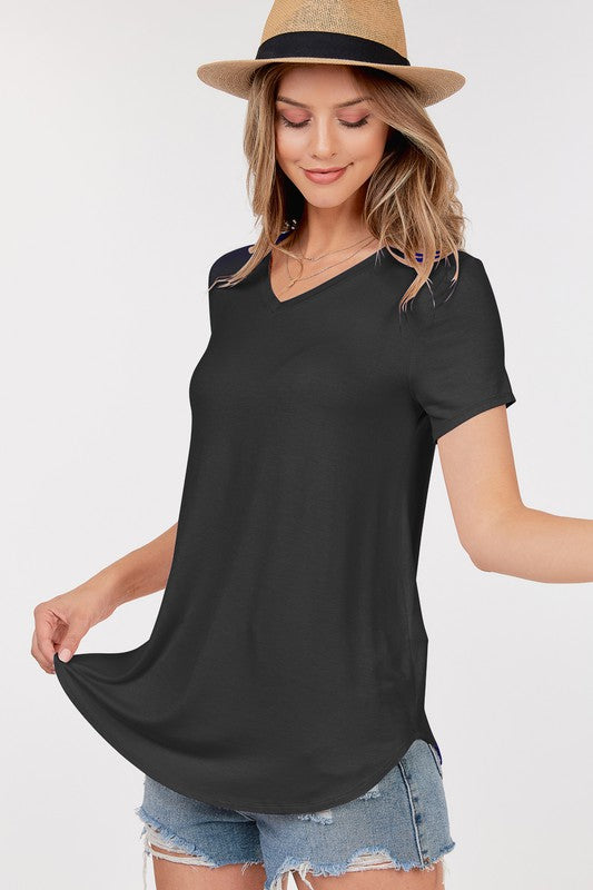 Basic Short Sleeve V Neck Top With Rounded Hem