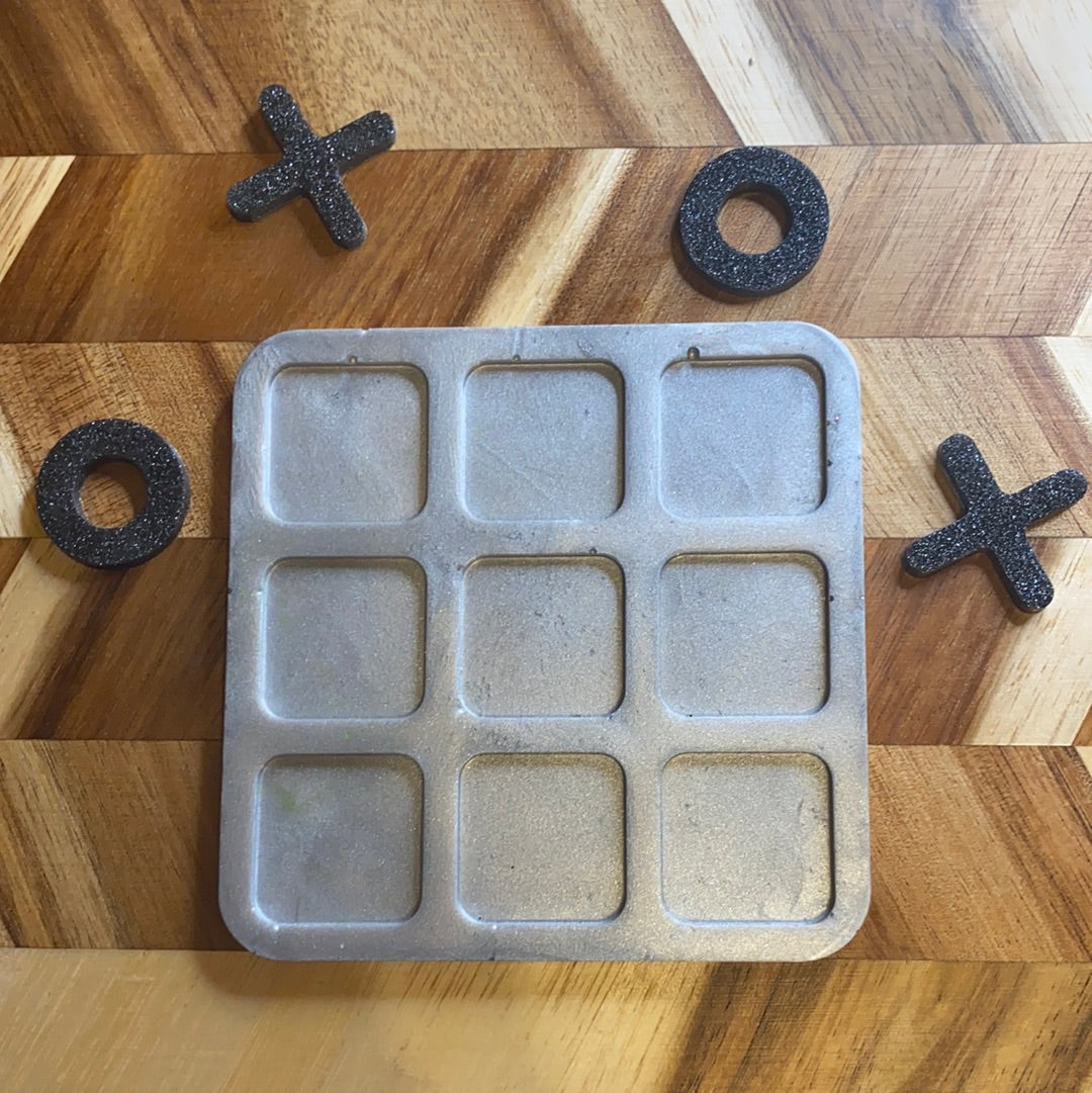 TIC TAC TOE