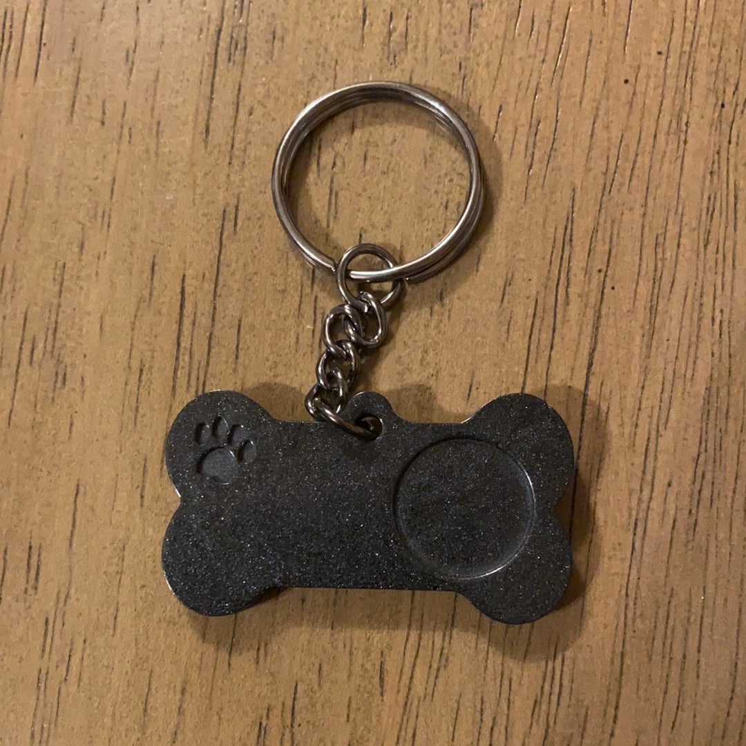 PAW BONE KEYCHAIN