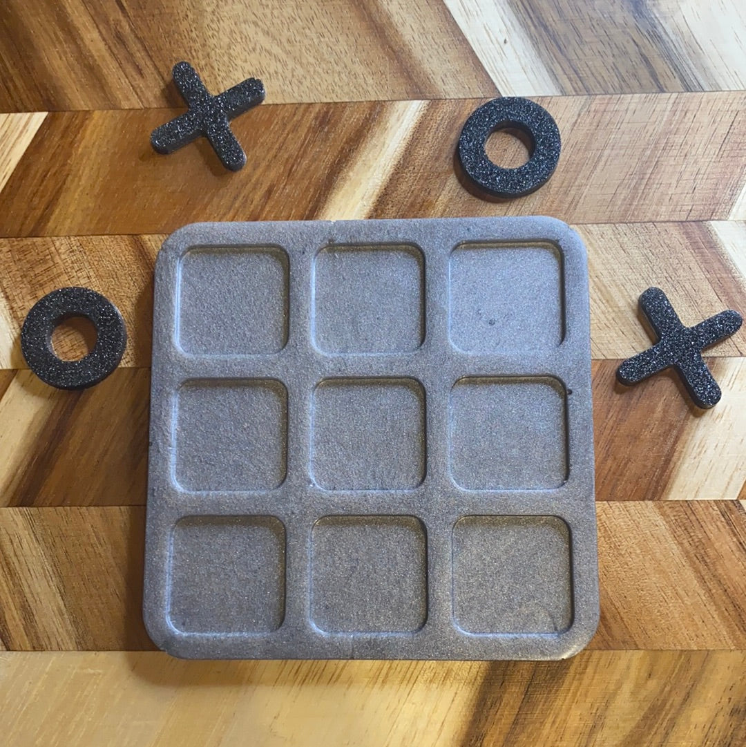 TIC TAC TOE