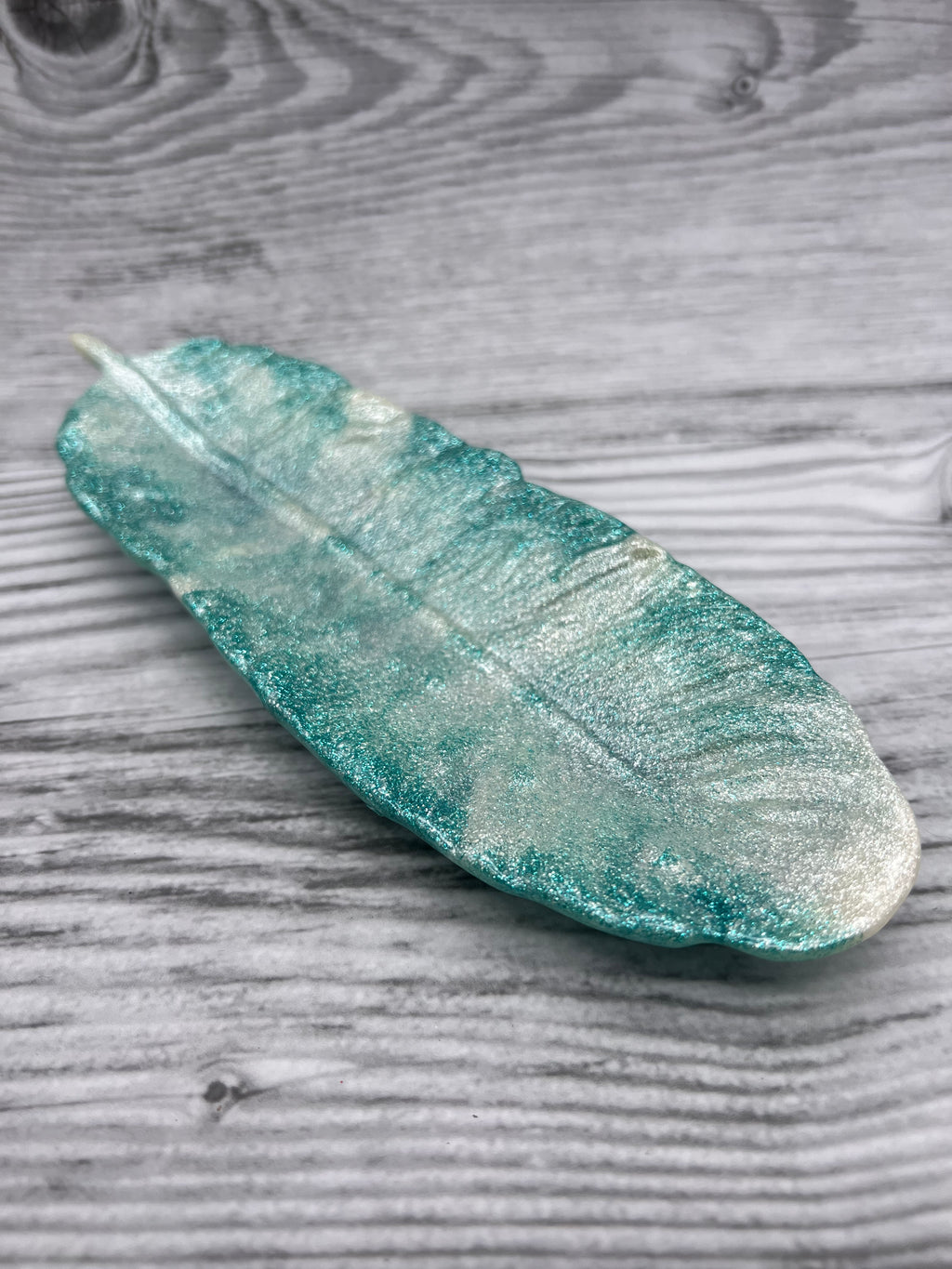 Feather tray