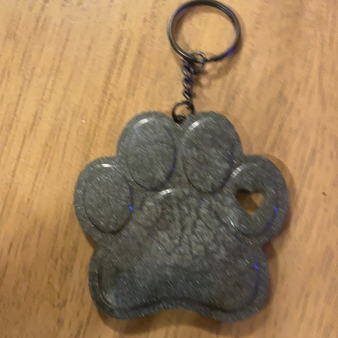 PAW KEYCHAIN