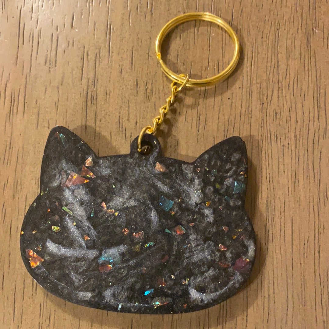 BIG CAT HEAD KEYCHAIN