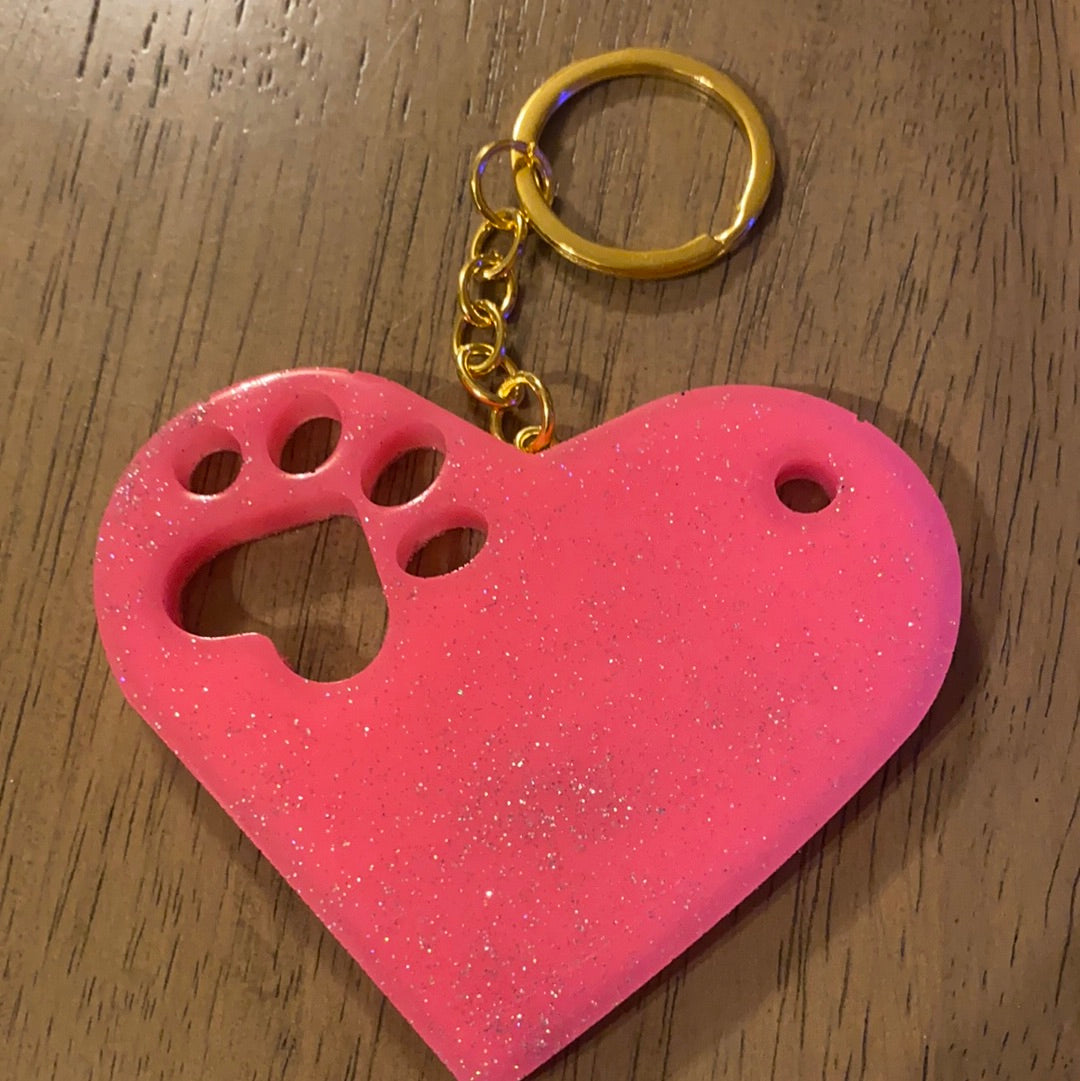 LARGE HEART PAW KEYCHAIN