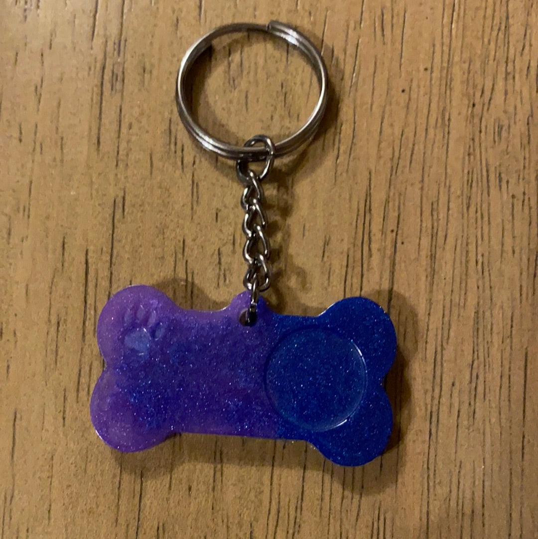 PAW BONE KEYCHAIN