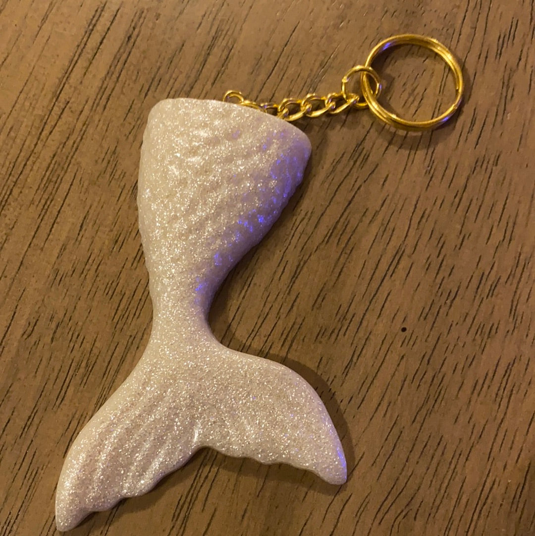 SMALL MERMAID TAIL KEYCHAIN