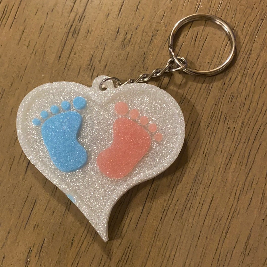 BABY FEET HEART KEYCHAIN