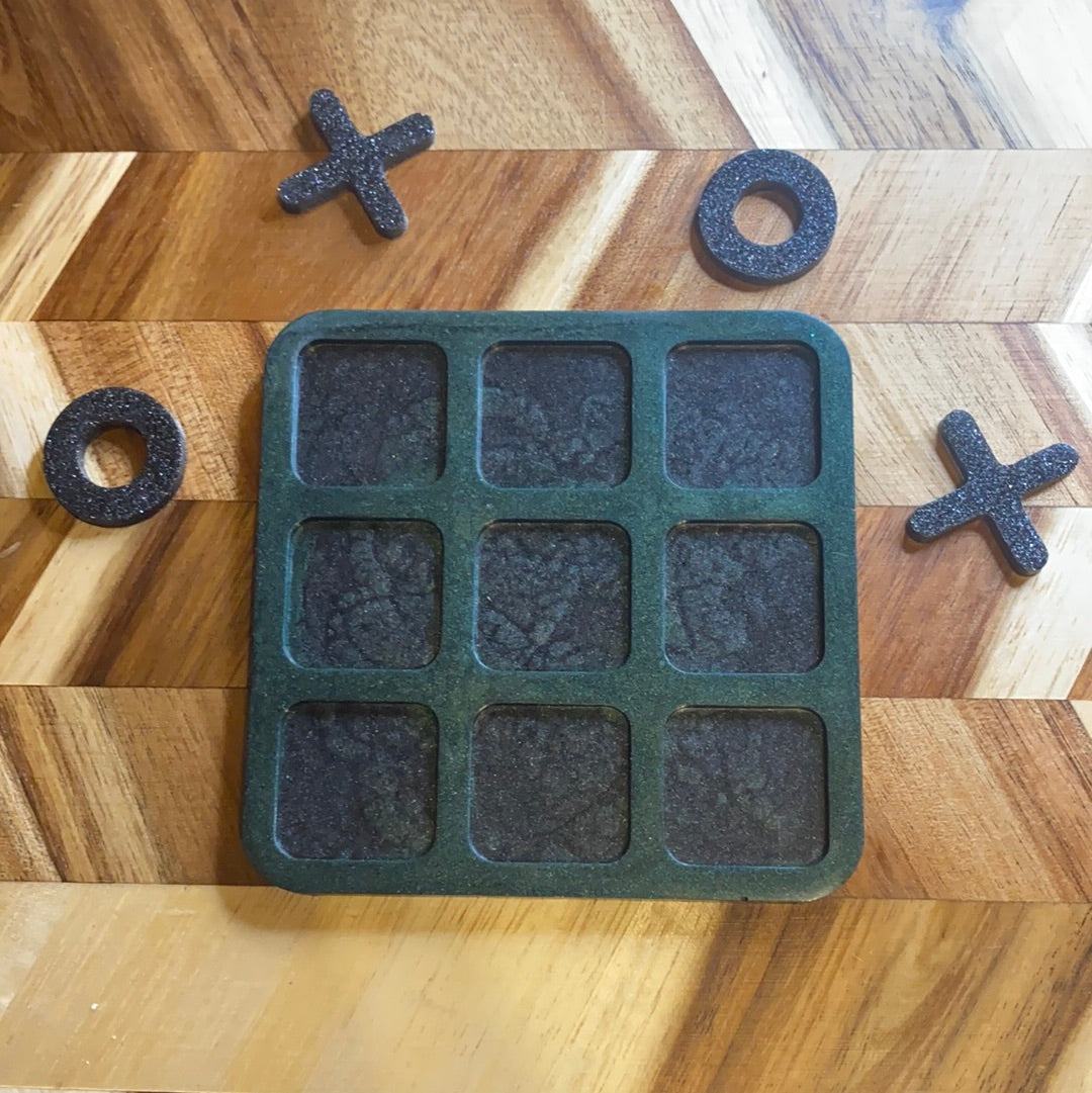 TIC TAC TOE