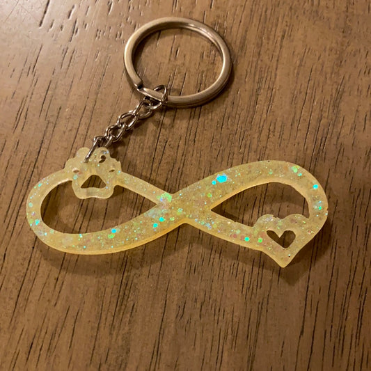 INFINITY HEART PAW KEYCHAIN