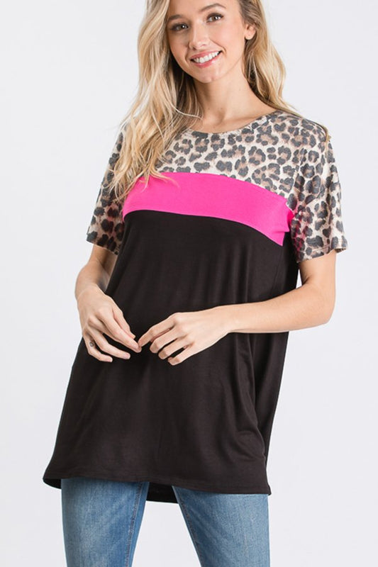 SHORT SLEEVE ROUND NECK SOLID AND LEOPARD ANIMAL PRINT CONTRAST TOP