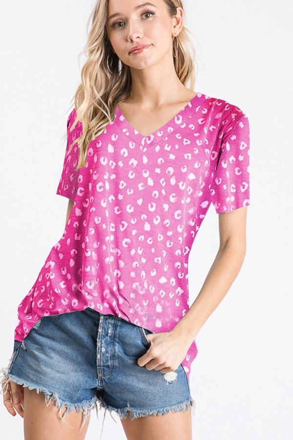 SHORT SLEEVE V NECK ANIMAL PRINT TOP